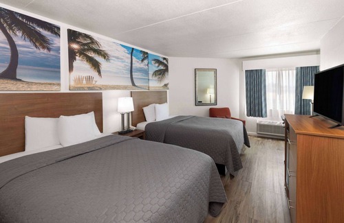 Biloxi Hotel | Days Inn by Wyndham Biloxi Beach