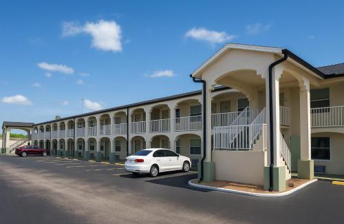 Bradenton Hotel | Days Inn by Wyndham Bradenton I-75