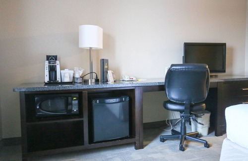 Calgary Hotel | Days Inn by Wyndham Calgary Airport