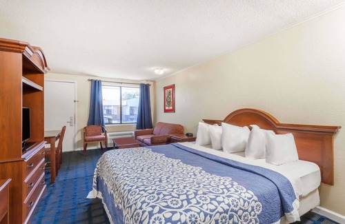 Dover Hotel | Days Inn by Wyndham Dover Downtown