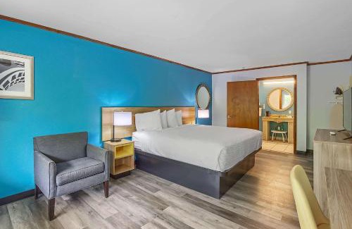 Foley Hotel | Days Inn by Wyndham Foley