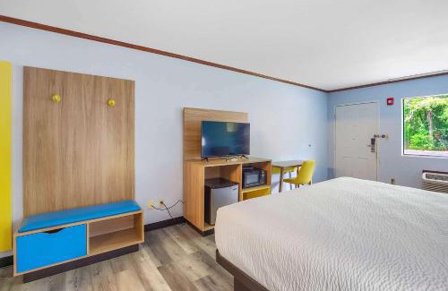 Foley Hotel | Days Inn by Wyndham Foley