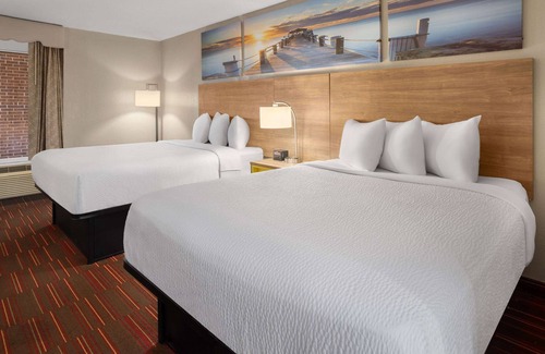 Forsyth Hotel | Days Inn by Wyndham Forsyth