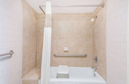 Hannibal Hotel | Days Inn by Wyndham Hannibal