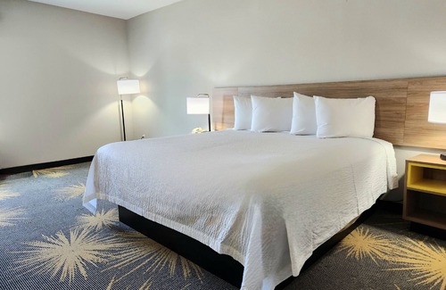 LaPlace Hotel | Days Inn by Wyndham LaPlace- New Orleans