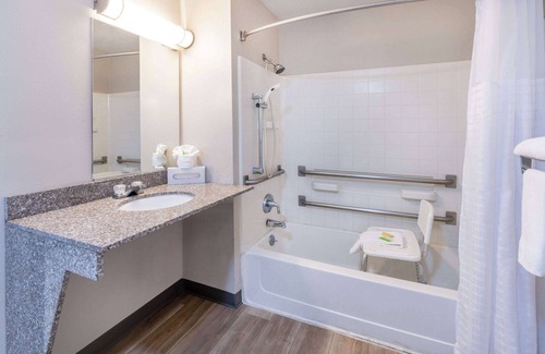 Los Lunas Hotel | Days Inn by Wyndham Los Lunas