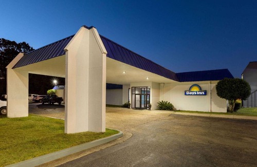 McComb Hotel | Days Inn by Wyndham McComb MS