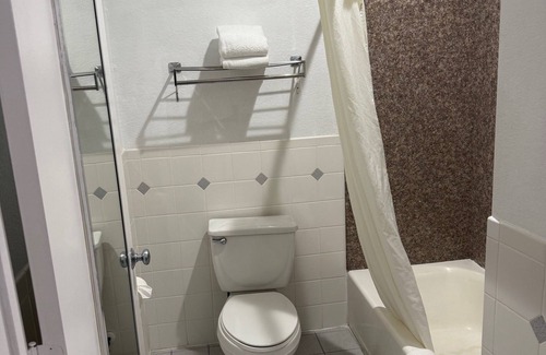 Navasota Hotel | Days Inn by Wyndham Navasota