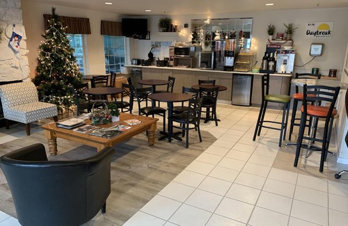 Ocean Shores Hotel | Days Inn by Wyndham Ocean Shores