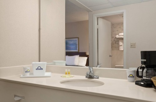 Wyomissing Hotel | Days Inn by Wyndham Reading Wyomissing