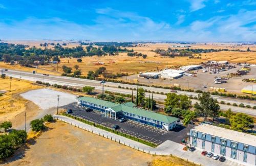 Red Bluff Hotel | Days Inn by Wyndham Red Bluff