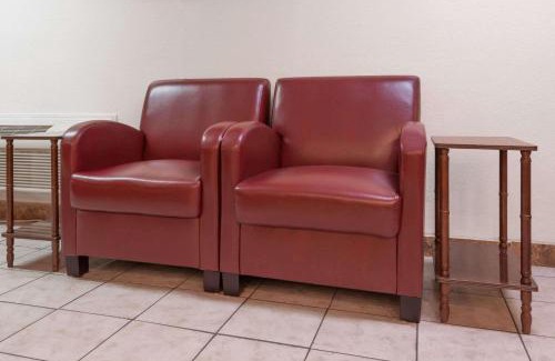 Russell Hotel | Days Inn by Wyndham Russell