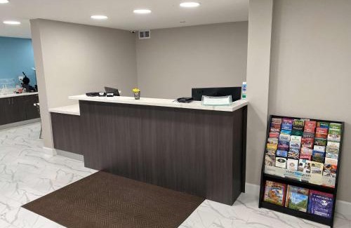 Waco Hotel | Days Inn by Wyndham Waco University Area