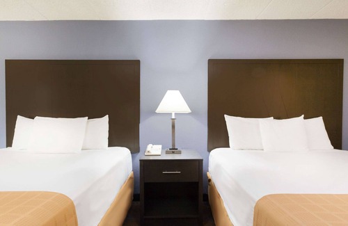 Wilkes-Barre Hotel | Days Inn by Wyndham Wilkes Barre