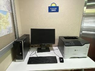 Green Bay Hotel | Days Inn & Suites by Wyndham Green Bay WI