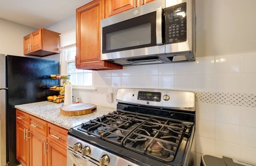 Wheaton-Glenmont House | DC Area Home ~ 1 Mi to Metro: WFH Friendly!