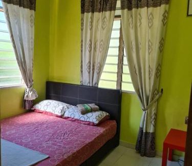 Kampung Permatang Berah House | de'berah homestay penaga