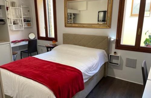 Pordenone Apartment | De Caesar Suite Pordenone