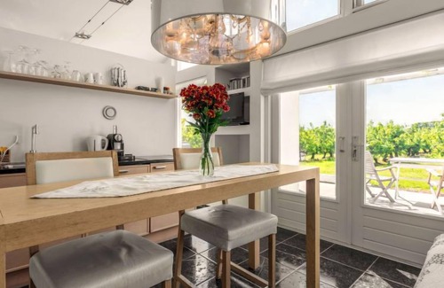 Zaamslag House | De Orangerie by Interhome