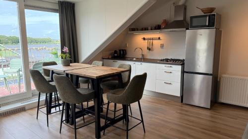 Spaarndam Apartment | De Toerist Thuis Bij De Sluis