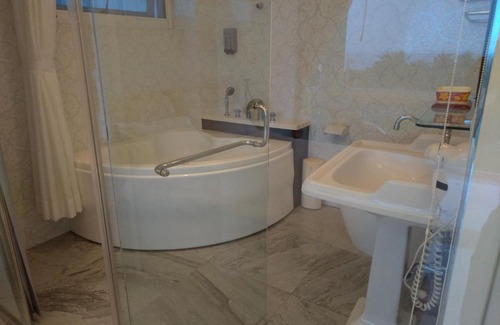 Donghe Bed & Breakfast | Dear Garden