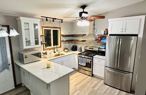 Shakopee House | Dear Spring and Summer Lovers, Quickly Place Your Reservation Twin Cities Heart