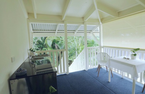 Rainbow Beach Apartment | Debbie's Place
