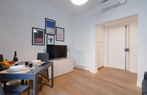 Oltrarno Apartment | Deborah's nest