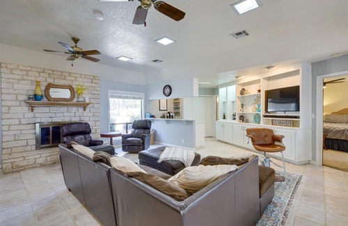Temple House | Deck and Cliffside Belton Lake Views Temple Retreat