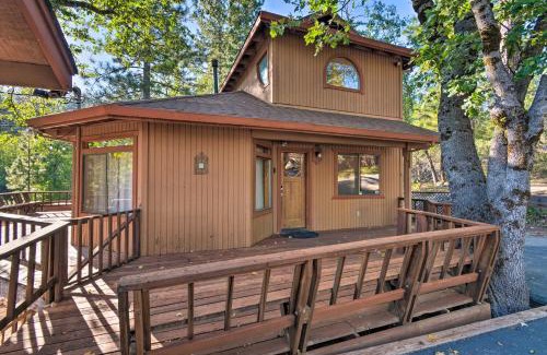 Arnold House | Deck and Grill Mtn Haven in Stanislaus Natl Forest