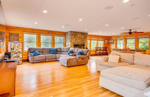 Belmont House | Deck For Entertaining Belmont Group Getaway