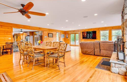 Belmont House | Deck For Entertaining Belmont Group Getaway