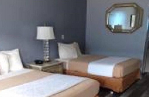 Cambridge Hotel | Deer Creek Motel