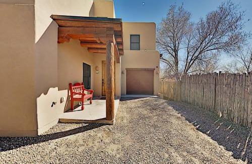 Northeast Santa Fe House | Del Norte Manor Unit B