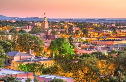 Northeast Santa Fe House | Del Norte Manor Unit B