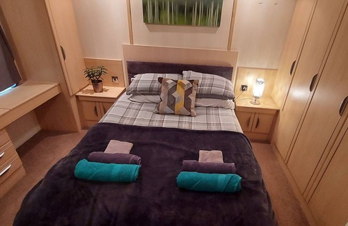 Monreith House | Delighful, Cosy Caravan with Sea View in Monreith