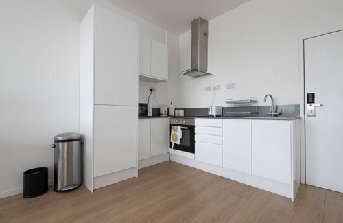Smethwick Apartment | Delightful city retreat near Birmingham