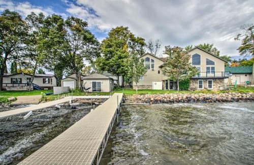 Isle House | Delightful Isle Retreat with Boat Dock and Slip!