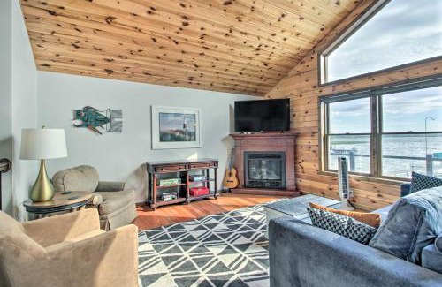 Isle House | Delightful Isle Retreat with Boat Dock and Slip!