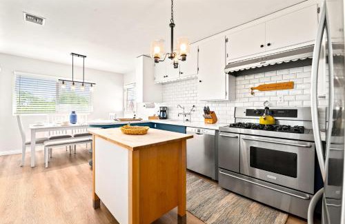 South Park House | Delightful Pet-Friendly South Park Home