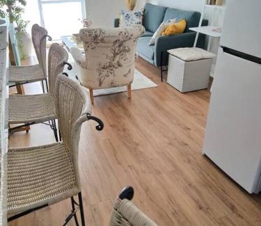 Tuart Hill Apartment | Delightful Unit Near CBD & Beach, Free Parking
