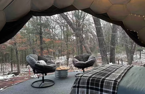Wisconsin Dells Cabin | Dells Domes- Woodland Haven -Dome 3
