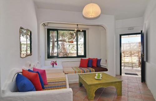 Apollonia Hotel | Delmar Apartments & Suites Milos - Delmar Collection