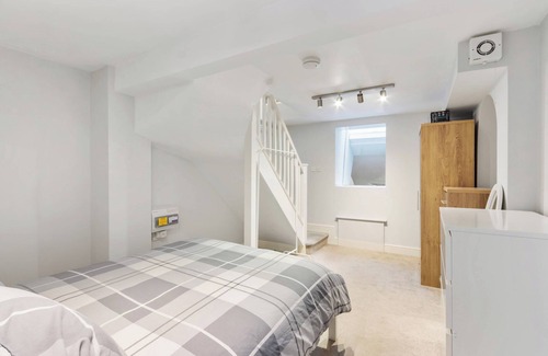 Barbican Apartment | Deluxe 1 bed Barbican Duplex