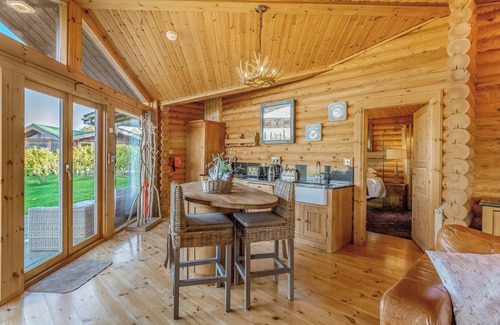 Constable Burton Ski Chalet | Deluxe and spacious lodge perfect for a romantic retreat.