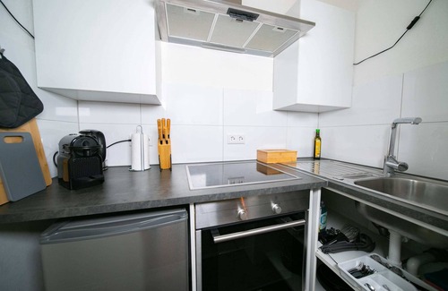 Furth-Sud Apartment | Deluxe Apartment | Central | Fair 15Min | Kitchen