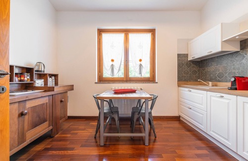 Poggio dei Pini Apartment | Deluxe Double Room in Villa Pilato