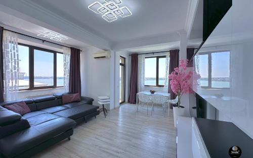 Constanta Apartment | Deluxe Nicolle Solid Residence Mamaia