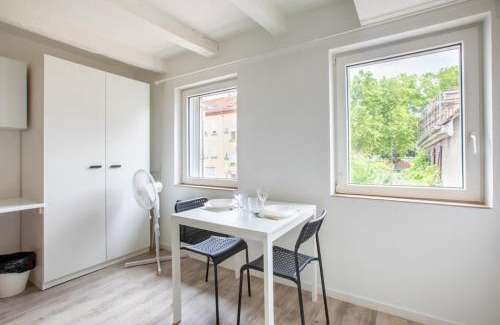 Mulhouse Apartment | DeLuxe Studio Lumineux et Rénové, Parking Gratuit, MULHOUSE CENTRE
