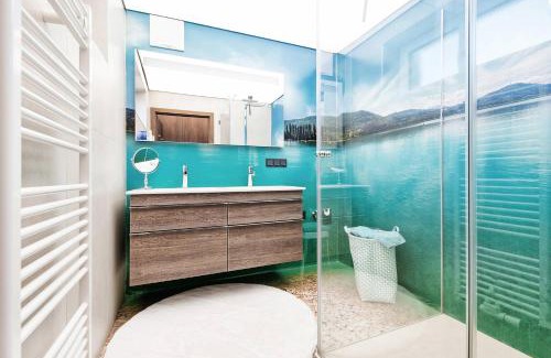Velden am Worther See Apartment | Deluxe Zimmer in der Veldener Bucht